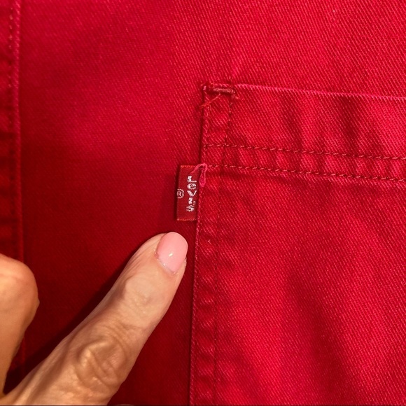 Levi’s Red Long Sleeve Button Up Shirt - Picture 8 of 10